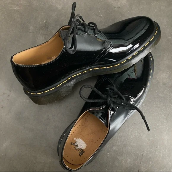Dr. Martens | Shoes | Dr Martens Black Oxford Shoes With 